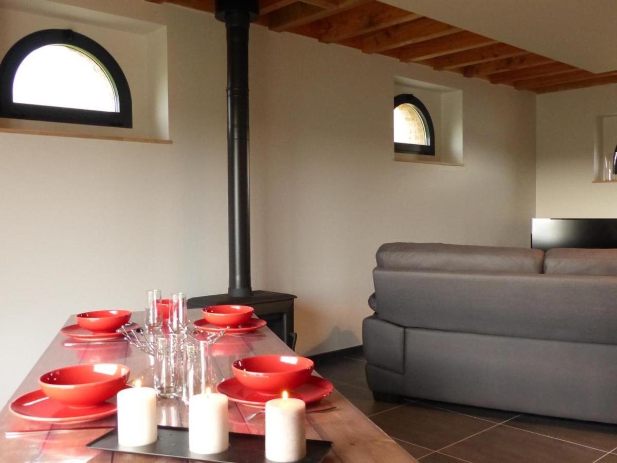 Gite Renove Avec Terrasse, Poele A Bois Et Wifi A Chapeau - Fr-1-489-79 Экстерьер фото