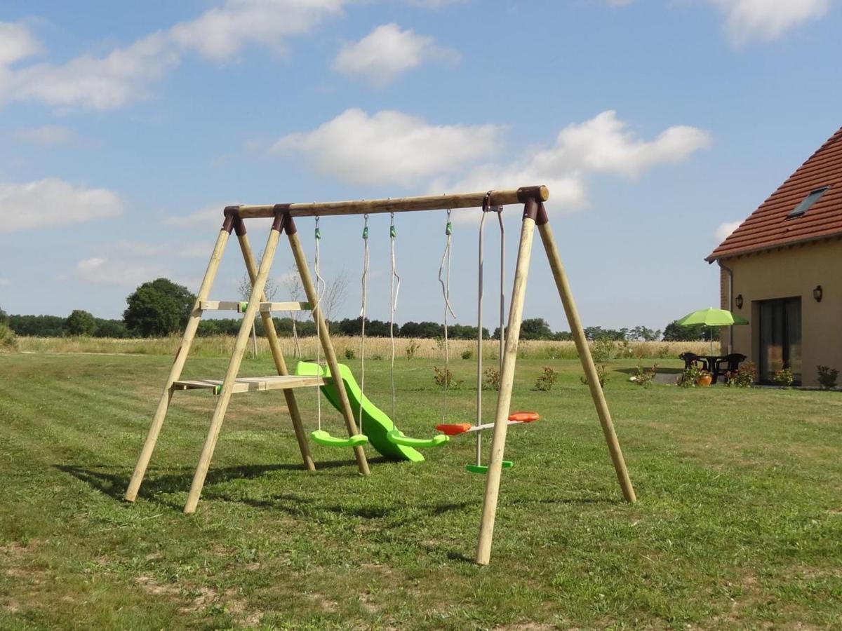 Gite Renove Avec Terrasse, Poele A Bois Et Wifi A Chapeau - Fr-1-489-79 Экстерьер фото