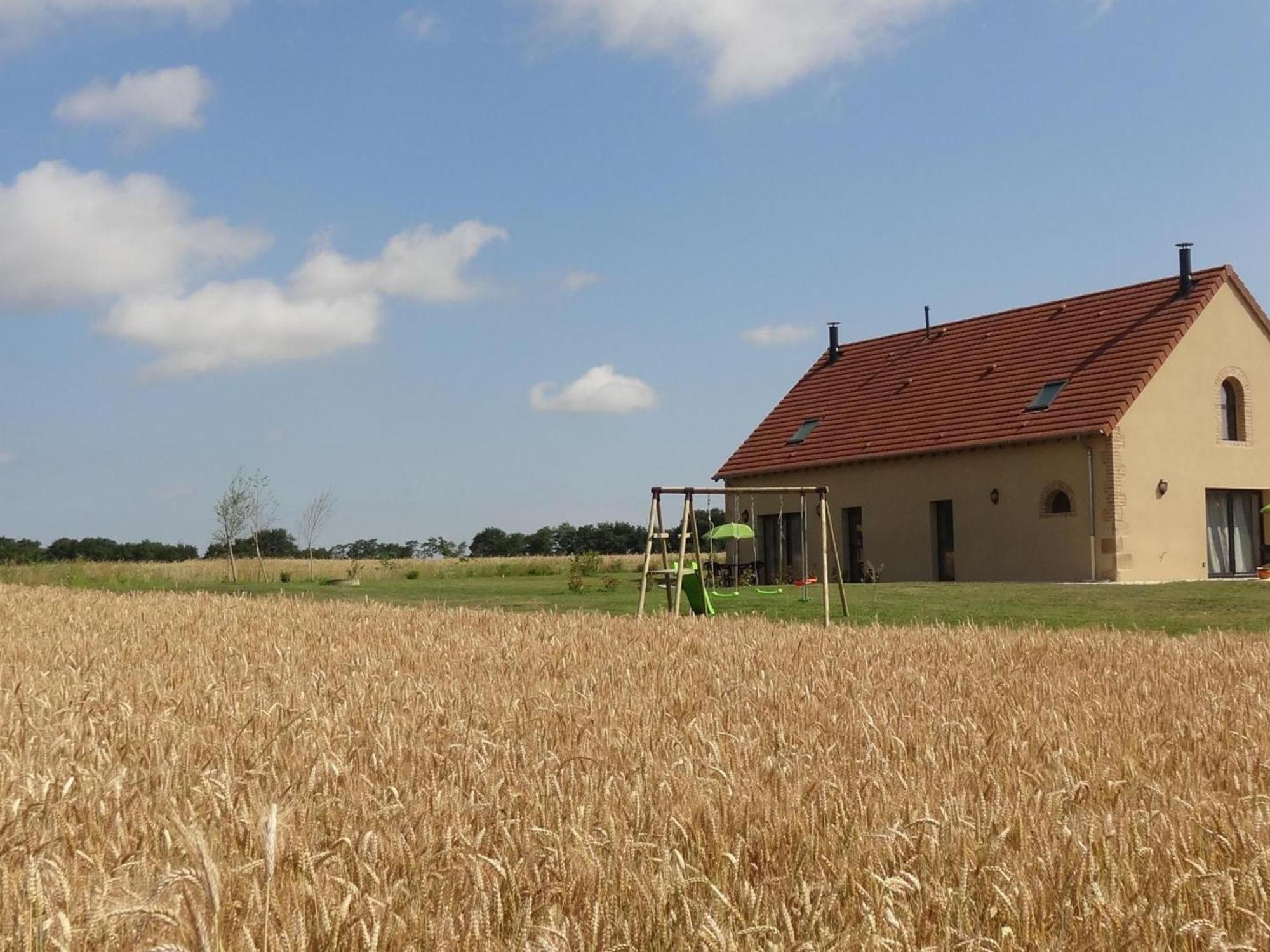 Gite Renove Avec Terrasse, Poele A Bois Et Wifi A Chapeau - Fr-1-489-79 Экстерьер фото